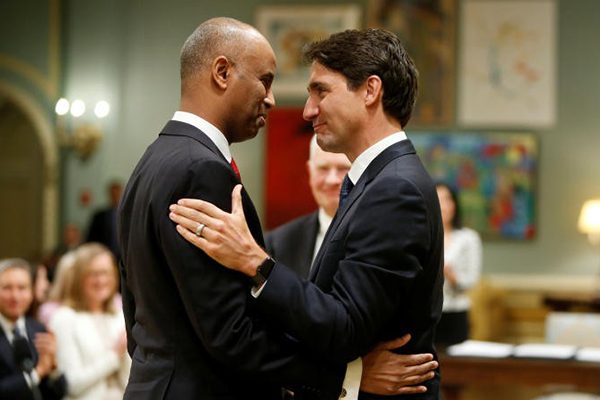 كندا تعين صومالياً وزيراً للهجرة واللاجئين