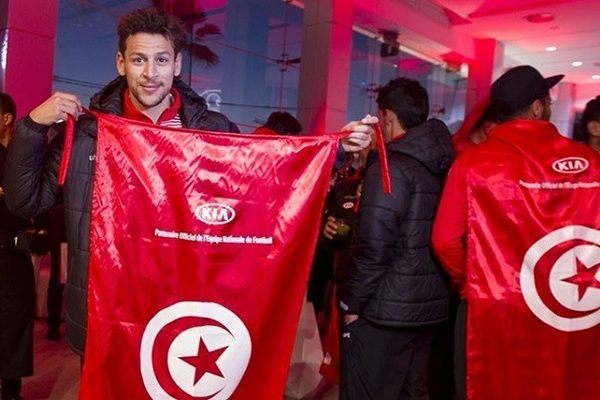 علامة “كيا” على علم تونس تثير ضجة.. والشركة تعتذر!