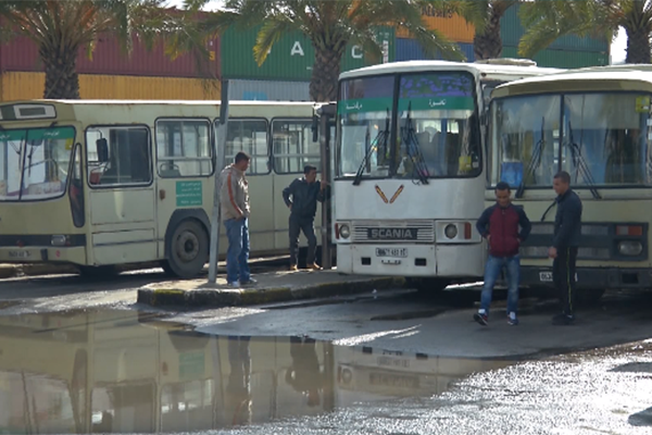 العاصمة: تغيير الحافلات القديمة.. قرار مع وقف التنفيذ