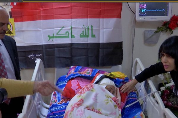 وفد عن الشروق نيوز يزور الزميلة سميرة مواقي بمستشفى بغداد