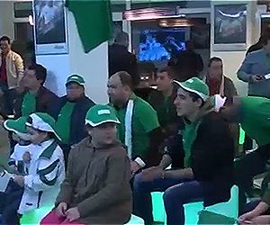 أجواء الإحتفالات بعد فوز الجزائر على السينغال وتصريحات بعض المناصرين