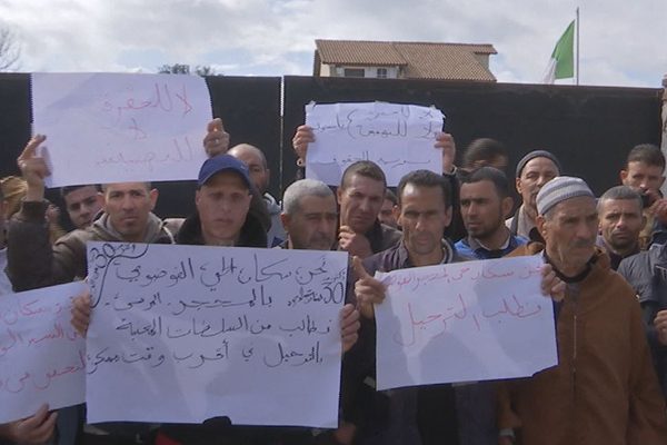 العاصمة: 183 عائلة بحي المحجر بالمرسى تنتظر الترحيل منذ 2007