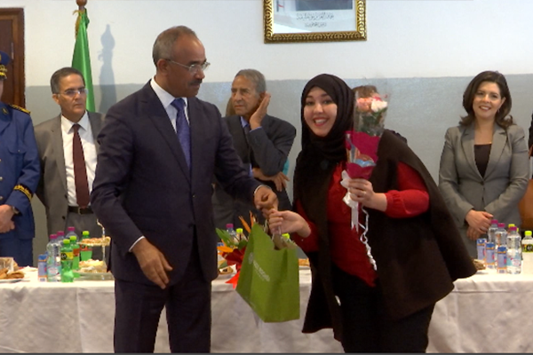 بدوي يكرم صحافية الشروق نيوز أمينة بن نابي بمناسبة عيد المرأة