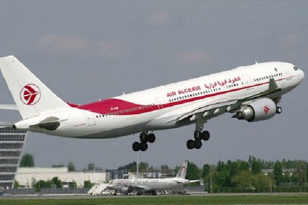 الجوية الجزائرية تعلن الغاء 4 رحلات جوية نحو باريس يوم غد الجمعة