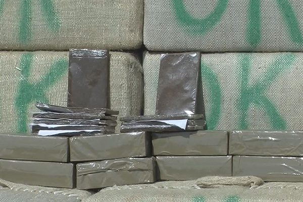 أكثر من ألف طن من المخدرات تروج بالجزائر
