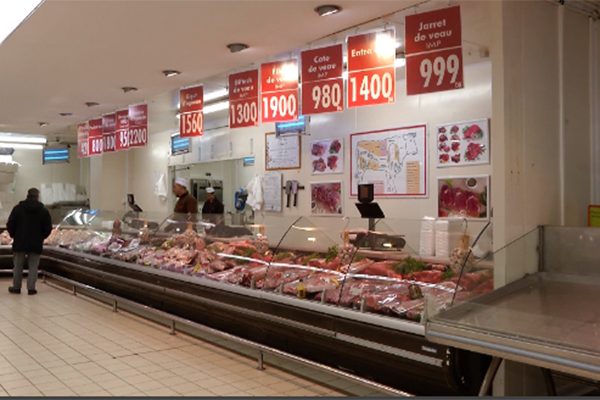 50 طن من اللحوم البرازيلية المشتبهة تصل اليوم للجزائر ومصالح الفلاحة تعتزم مراقبتها