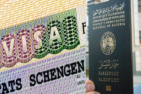 سفارةفرنسا بالجزائر تنفي وجود تغيير في إجراءات منح تأشيرة شنغن قصيرة المد
