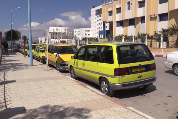 برج بوعريريج: إضراب سائقي سيارات الأجرة لبلديات مجانة و ثنية النصر
