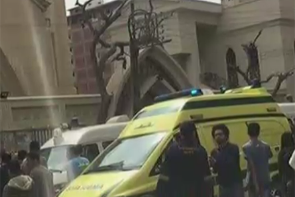 30 قتيلاً وعشرات الجرحى بانفجار قرب كنيسة في طنطا