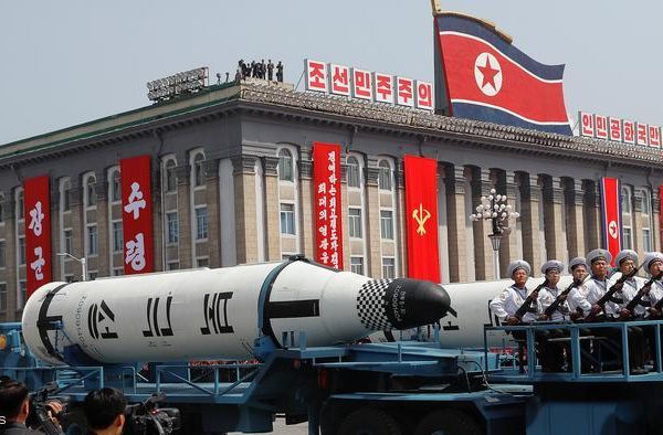 كوريا الشمالية تتحدى واشنطن بـ”صواريخ عابرة للقارات”