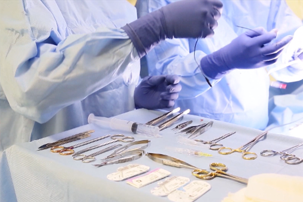 تيبازة: المنظمة المغاربية الأمريكية للصحة تجري أكثر من 20 عملية جراحية