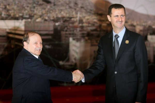 الرئيس بوتفليقة يعرب للأسد عن أمله في انفراج الأزمة االسورية