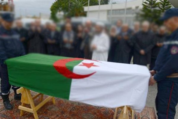 نقل الرعايا الجزائريين المتوفين بالخارج يخص إلا الأشخاص المعوزين