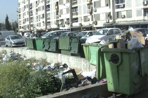 قسنطينة: التشريعيات تلهي المنتخبين عن إنقاذ المدينة من النفايات