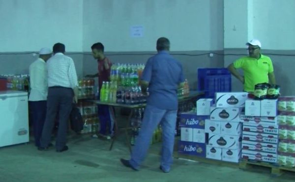 سيدي بلعباس: سوق الرحمة يفتح أبوابه للمواطنين عشية حلول شهر رمضان