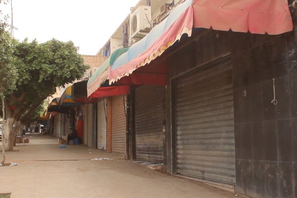 الشلف: الحرارة المُرتفعة تفرض حظر تجوال وسط المدينة