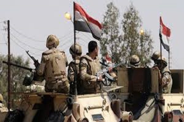 مصر .. مقتل 10 عسكريين في هجوم ارهابي بمدينة رفح