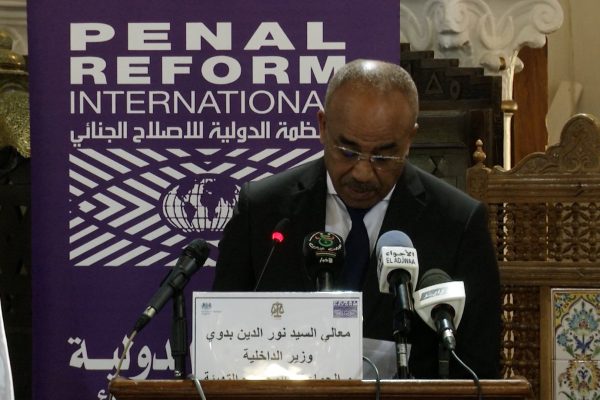 بدوي: تعامل الجزائر مع اللاجئين إنساني رغم المخاطر والظروف