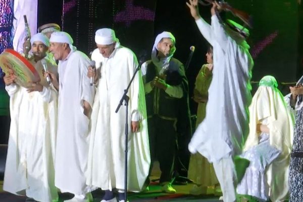 حسن الديك نجم سهرة افتتاح مهرجان جميلة العربي