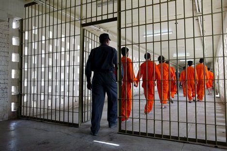 إطلاق سراح مواطنين جزائريين كانا معتقلين في العراق