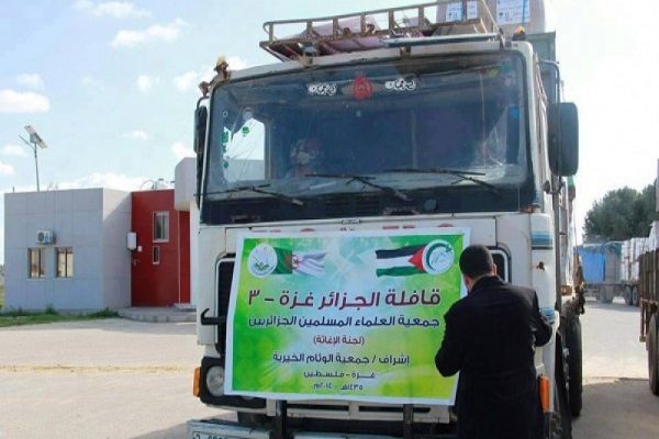 منع “قافلة الإغاثة الجزائرية” من المرور نحو قطاع غزة