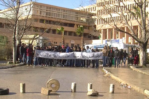إضراب 850 طالب من كلية هندسة النقل بجامعة منتوري 1 بقسنطينة