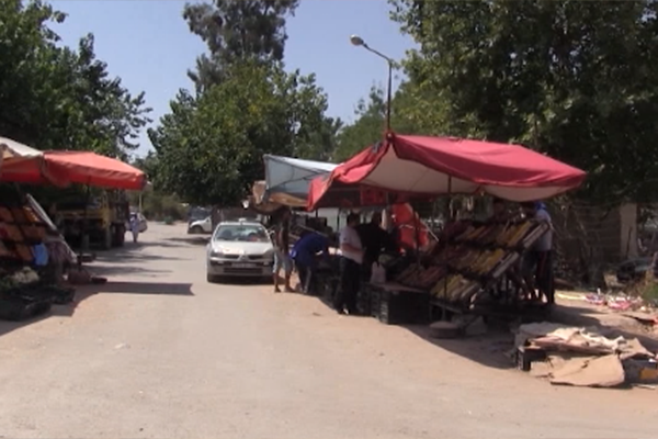 قسنطينة: النظافة آخر إهتمامات تجار سوق الخضر والفواكه بإبن باديس