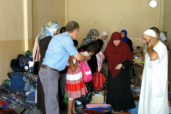 ميلة: جمعية كافل اليتيم توزع 600 محفظة على اليتامى بشلغوم العيد