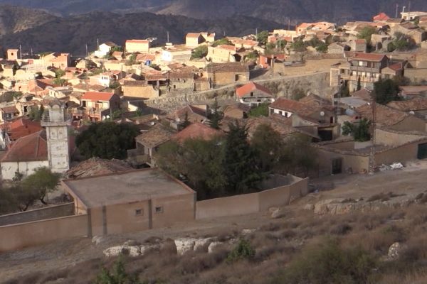 بجاية: الغاز،الطريق وقنوات الصرف ثالوث يؤرق سكان قرية بني عباس