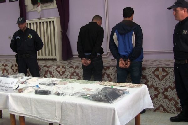 قسنطينة: توقيف عصابة تختص في سرقة السيارات