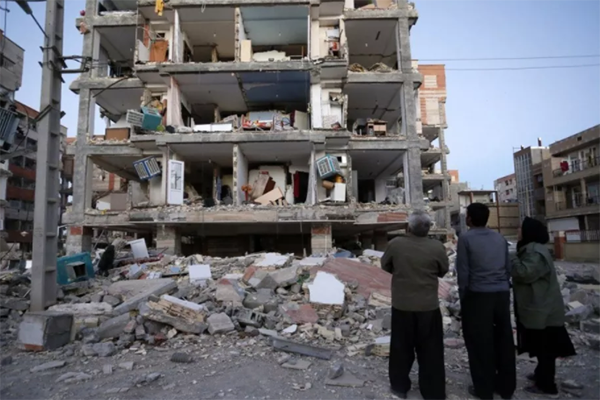 انتهاء عمليات الإنقاذ في المناطق المتضررة بزلزال إيران