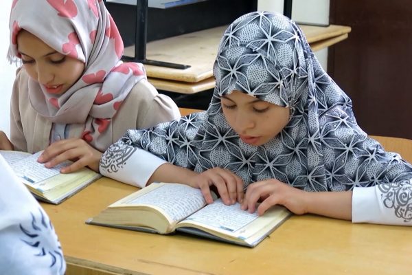 وزارة الشؤون الدينية تأمر بالاقتطاع من تبرعات الأولياء لمعلمي القرآن