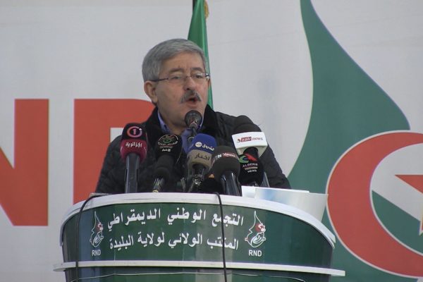 Ouyahia : « Si ce n’était pas Bouteflika, personne n’aurait été payé »