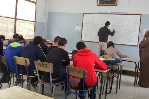 أساتذة يجهلون أبجاديات اللغتين العربية والفرنسية