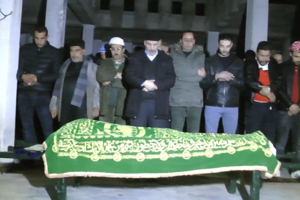 قسنطينة: تشييع جثمان الطفل هيثم المنتحر بسبب لعبة الحوت الأزرق