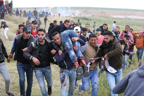 استشهاد 14 فلسطينيا وإصابة نحو 1300 آخرين بغزة