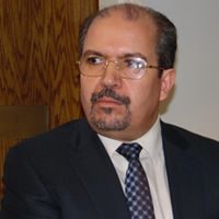 محمد عيسى يعزي عائلات شهداء حادث بوفاريك