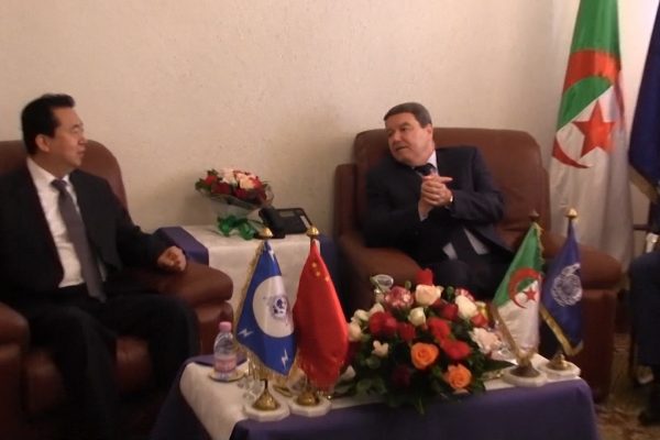 بومرداس: رئيس منظمة انتربول في زيارة رسمية للوحدة الخاصة للشرطة ببودواو