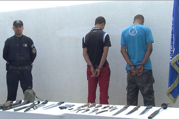 معسكر: حجز سلاح ناري و15 قطعة سلاح أبيض ببلدية الكرط