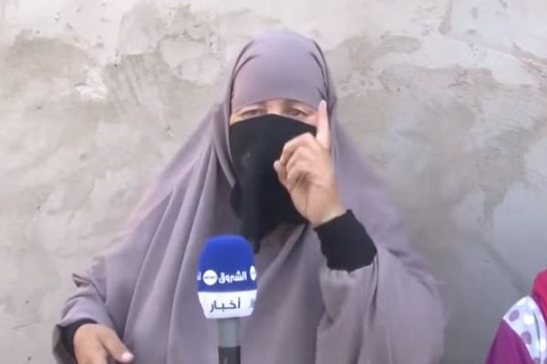 والدة الشاب المغدور حسام تطالب بإعدام القاتليْن
