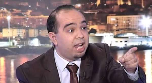 وزير الصحّة يدافع عن العقارب..”الكوليرا” تقيل والي البليدة.. وبلماضي يصف خصومه بالمنافقين