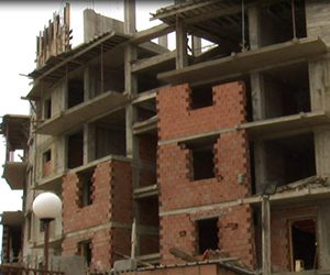 تحفظات حول معايير السكنات الجديدة والبناءات الهشة مهددة بالزلازل