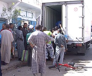 تندوف: المضاربون يستثمرون في أزمة الحليب الخانقة