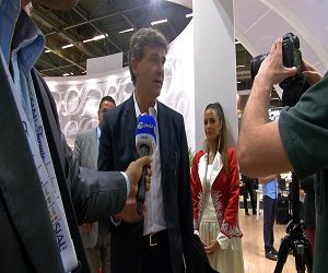 وزير الصناعة الفرنسي الأسبق مونتبروغ يدعو لدعم الصناعة الجزائرية