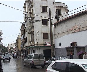الجزائر: سكان وأصحاب محلات بحسين داي مهددون بالرمي في الشارع