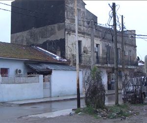 عنابة: 5 عائلات تترقب الموت في عمارة مهددة بالانهيار بحي سيبوس