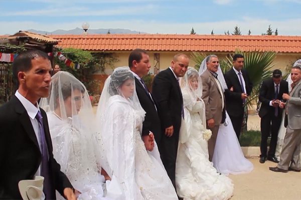 البويرة: جمعية الإحسان تنظم عرسا جماعيا لخمسة أزواج