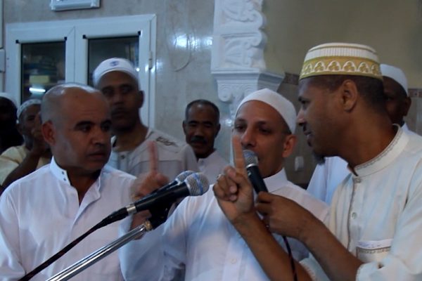 ورقلة: طبيب كوبي يعتنق الاسلام بمسجد البشير الابراهيمي بتقرت