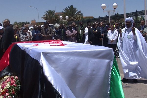 مراسم مهيبة لتشييع جثمان الرئيس الصحراوي الراحل محمد عبد العزيز