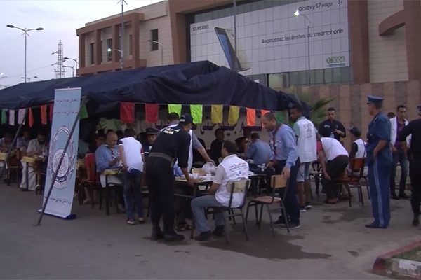 مستغانم: الشرطة تنظم خيمة إفطار لعابري السبيل للتحسيس بحوادث المرور